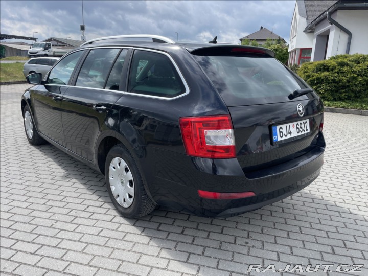 Škoda Octavia 2,0 TDi 110kw DSG Style L 2013