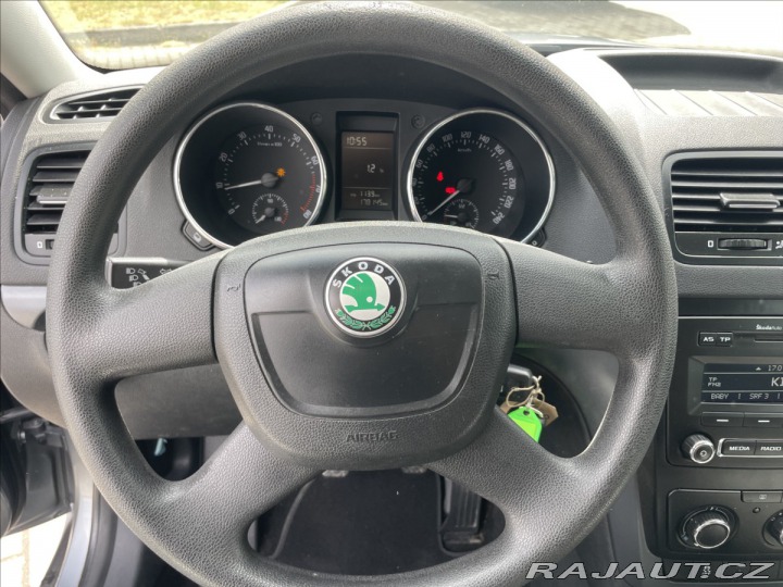 Škoda Yeti 1,8 TSi 118kw 4x4 po STK, 2011