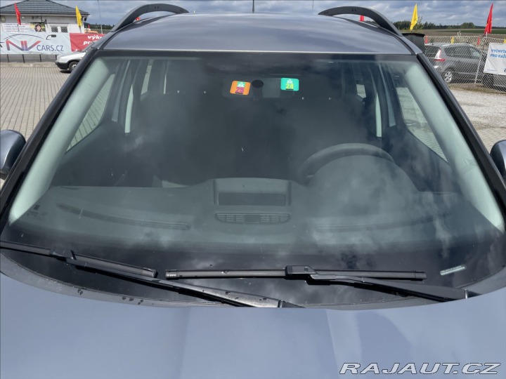 Škoda Yeti 1,8 TSi 118kw 4x4 po STK, 2011