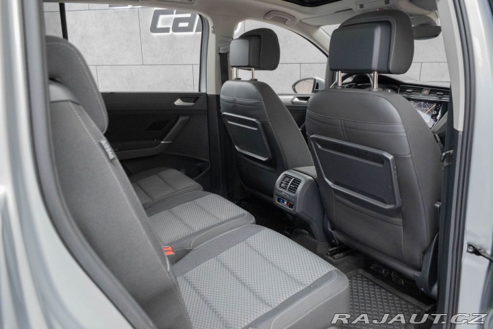 Volkswagen Touran 1.5 TSI REZERVACE 2023