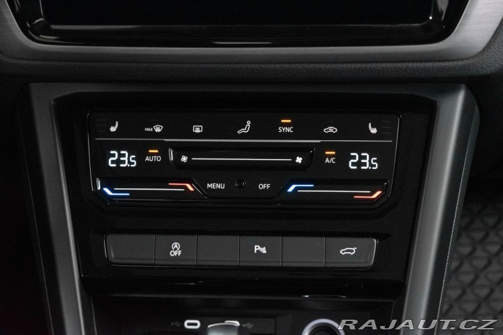 Volkswagen Touran 1.5 TSI REZERVACE 2023
