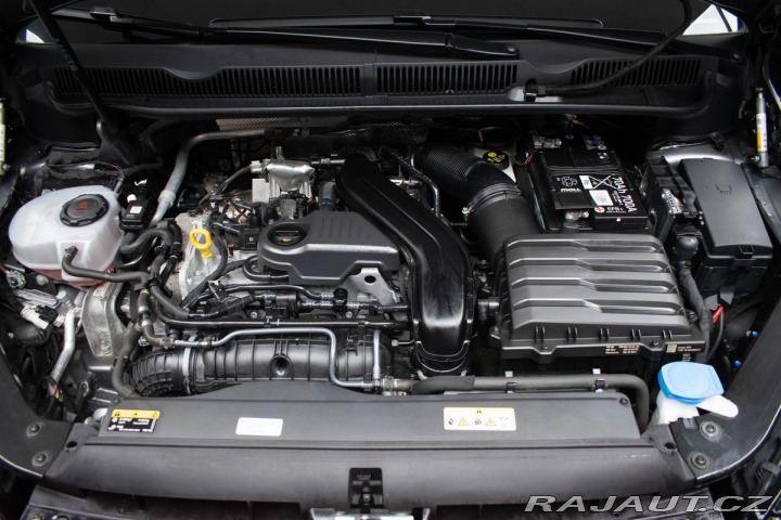 Volkswagen Touran 1.5 TSI REZERVACE 2023