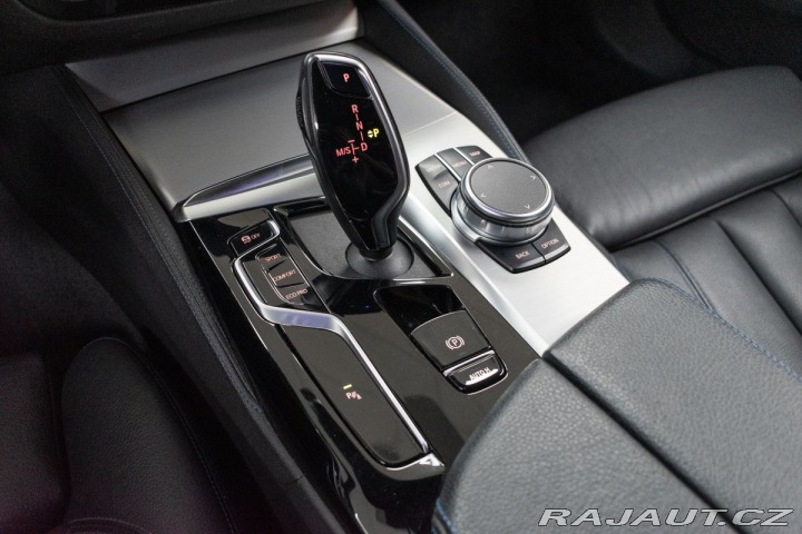 BMW 5 530d xD ///MSPORT*TAŽNÉ*D 2020