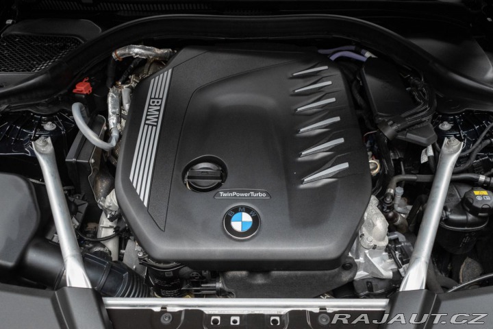 BMW 5 530d xD REZERVACE 2020