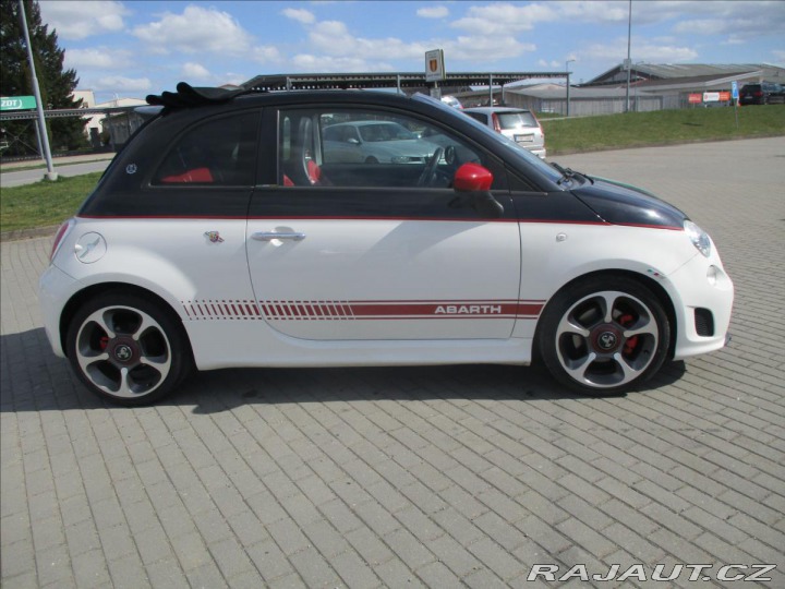 Abarth 500 1,4 T-Jet M 99kw TOP 2sad 2011