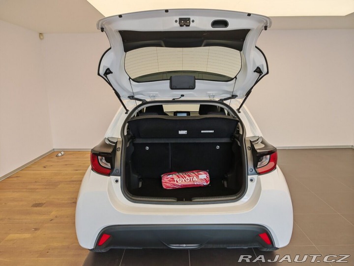 Toyota Yaris 1.5 Hybrid 2022