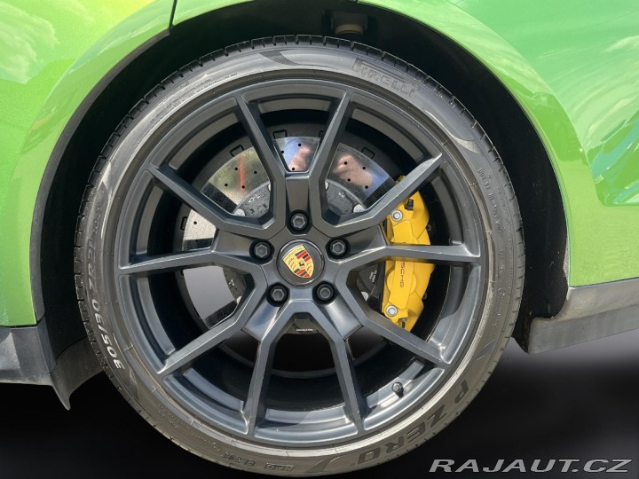 Porsche Taycan GTS Sport Turismo 2022