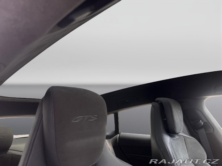 Porsche Taycan GTS Sport Turismo 2022