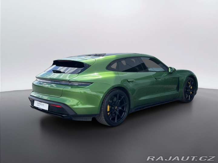 Porsche Taycan GTS Sport Turismo 2022