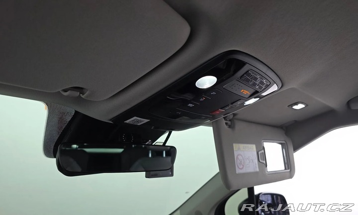 Kia Carnival 1.6T HEV NOBLESSE 2024
