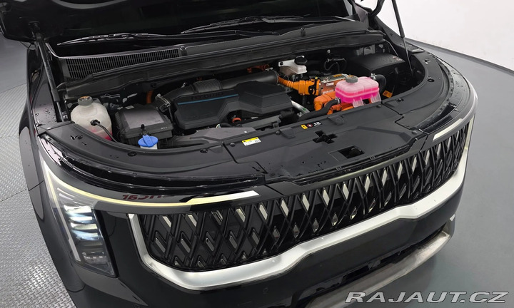Kia Carnival 1.6T HEV NOBLESSE 2024