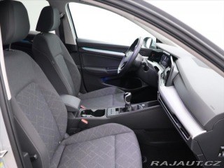 Volkswagen Golf 1,5 TSI 96kW CZ Life 1.Ma 2023