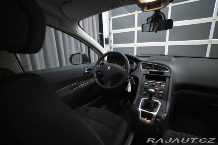 Peugeot 5008 1,6 HDI NAVI KAMERA VÝHŘE 2015