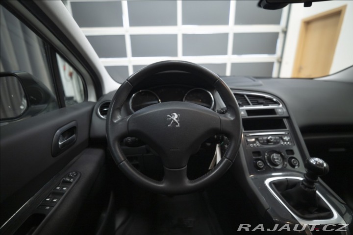 Peugeot 5008 1,6 HDI NAVI KAMERA VÝHŘE 2015