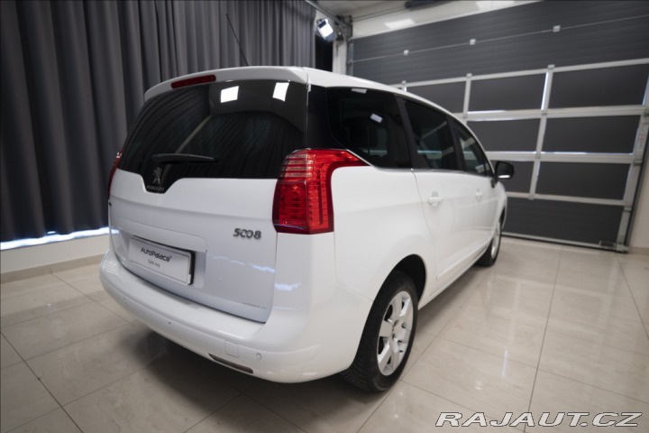 Peugeot 5008 1,6 HDI NAVI KAMERA VÝHŘE 2015