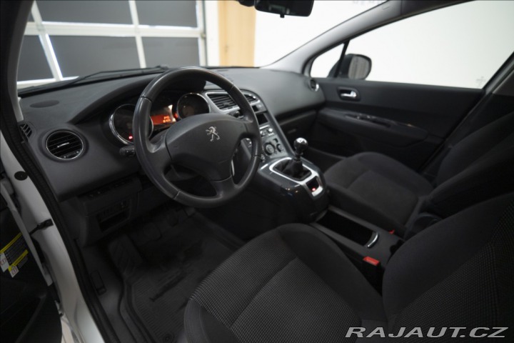 Peugeot 5008 1,6 HDI NAVI KAMERA VÝHŘE 2015