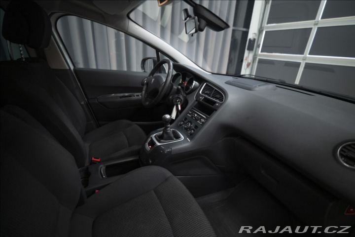 Peugeot 5008 1,6 HDI NAVI KAMERA VÝHŘE 2015