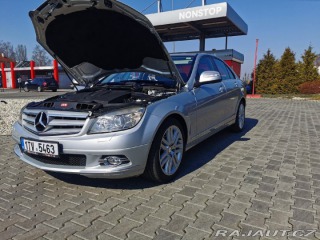 Mercedes-Benz C 2,2 CDI 125kW Avantgard 2007