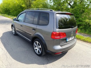 Volkswagen Touran 1,4 TSI 103 KW 140PS. B 2011