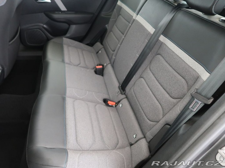 Citroën C4 1.2PureTech,96kW,Manuál 2024