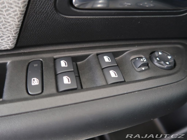 Citroën C4 1.2PureTech,96kW,Manuál 2024