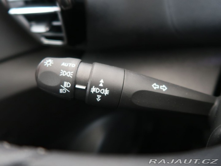 Citroën C4 1.2PureTech,96kW,Manuál 2024