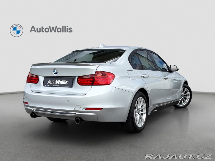 BMW 3 335i Sedan 2013