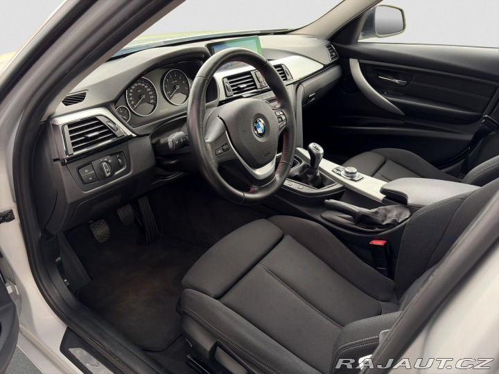BMW 3 335i Sedan 2013