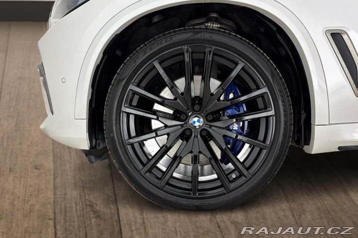BMW X5 M50i 2019