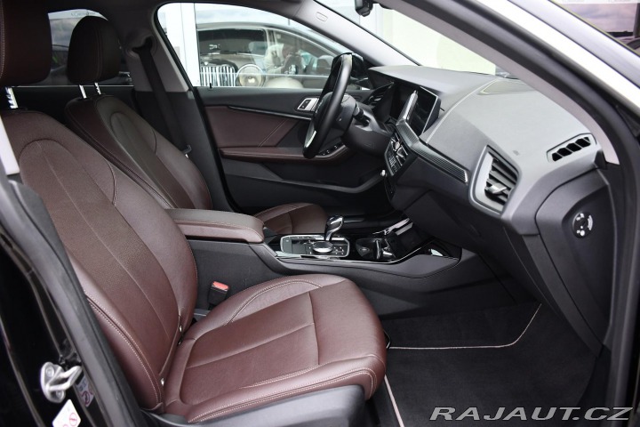 BMW 2 218d NAVI LED REZERVACE 2021