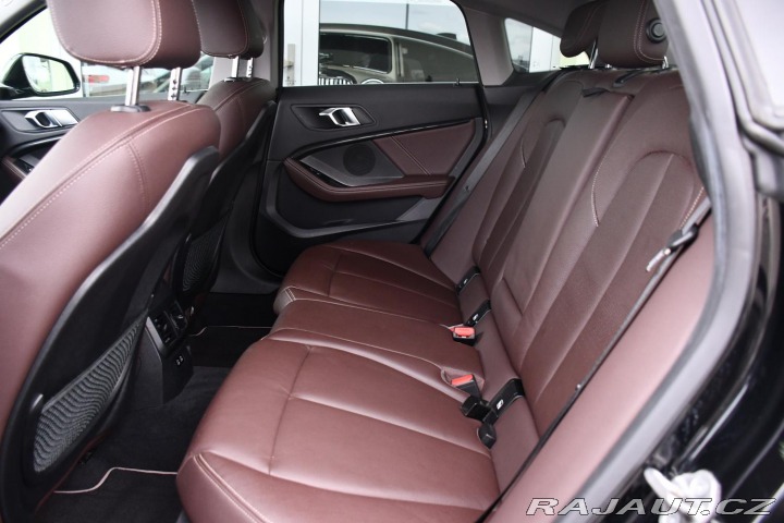 BMW 2 218d NAVI LED REZERVACE 2021
