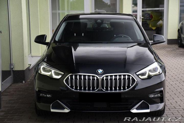 BMW 2 218d NAVI LED REZERVACE 2021
