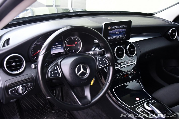 Mercedes-Benz C 180d LED NAVI PDC 2015