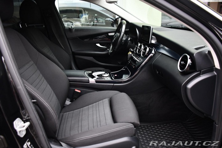 Mercedes-Benz C 180d LED NAVI PDC 2015