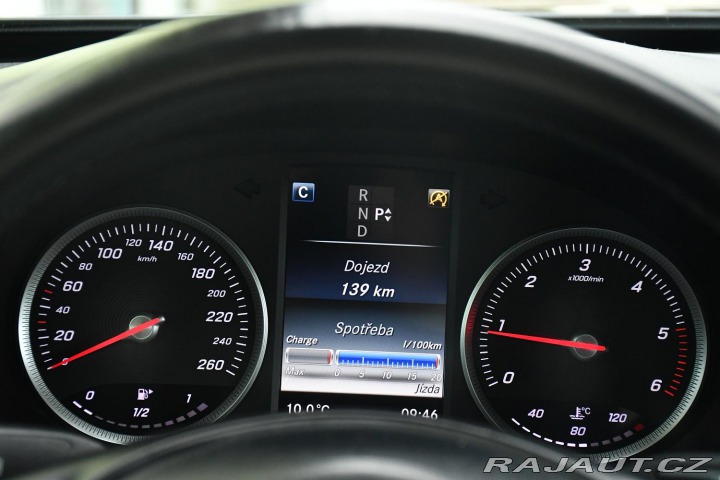 Mercedes-Benz C 180d LED NAVI PDC 2015