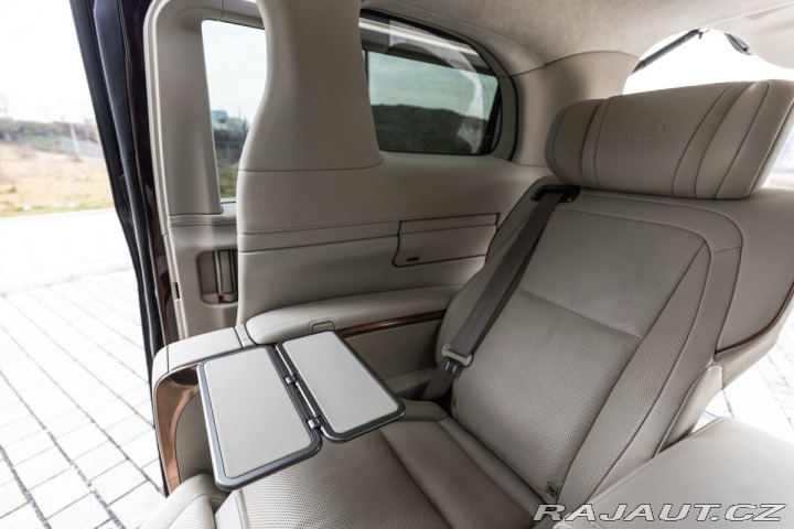 Lexus Ostatní modely LM 350h  350H 2,5 HEV Luxury VIP A 2023