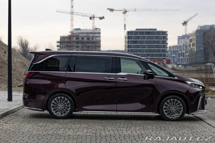 Lexus Ostatní modely LM 350h  350H 2,5 HEV Luxury VIP A 2023