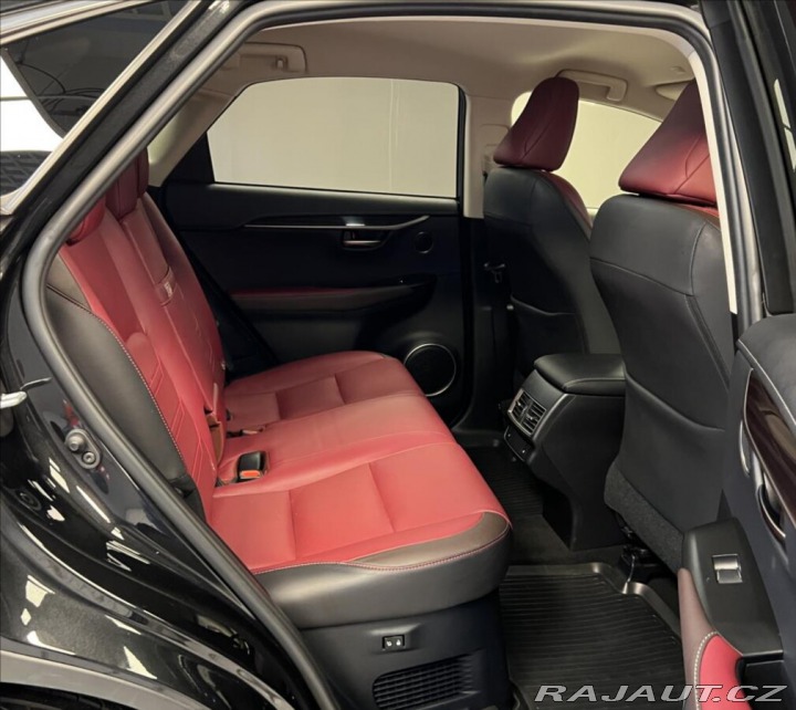 Lexus Ostatní modely NX 300h 300H 2,5 HEV LUXURY 2019