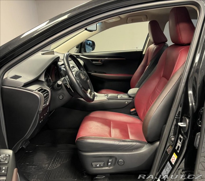 Lexus Ostatní modely NX 300h 300H 2,5 HEV LUXURY 2019