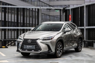 Lexus  NX 350h 350H 2,5 HEV EXECUTIVE PL