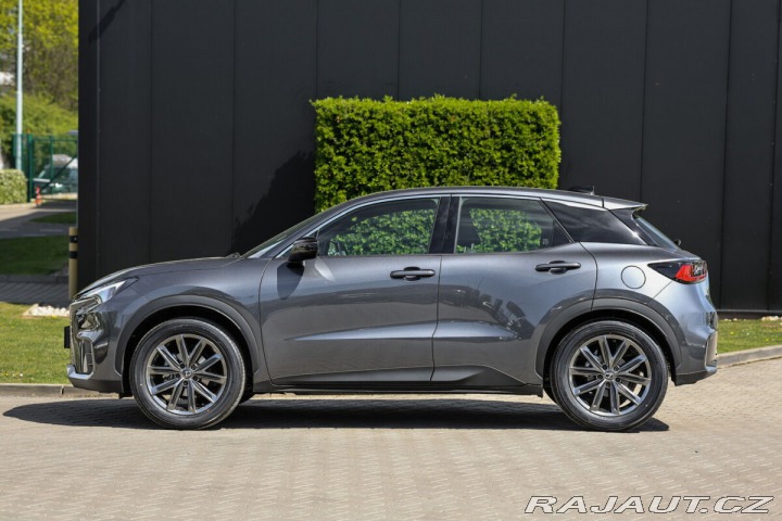 Lexus Ostatní modely LBX 1,5 HEV ELEGANT TECH 2025