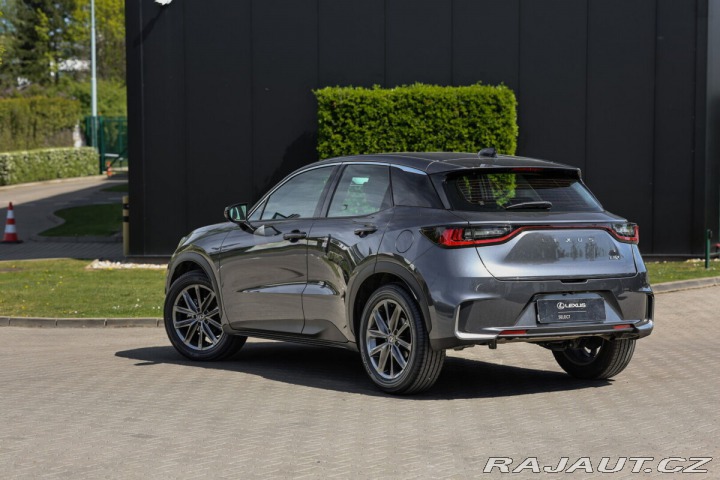 Lexus Ostatní modely LBX 1,5 HEV ELEGANT TECH 2025