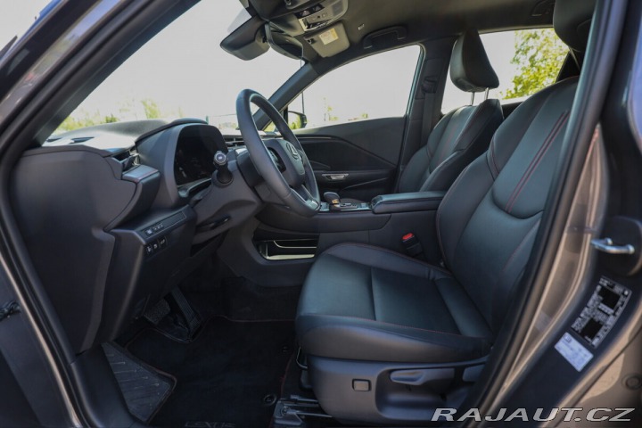 Lexus Ostatní modely LBX 1,5 HEV ELEGANT TECH 2025