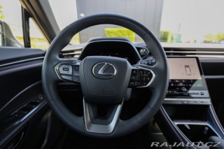 Lexus Ostatní modely LBX 1,5 HEV ELEGANT TECH 2025