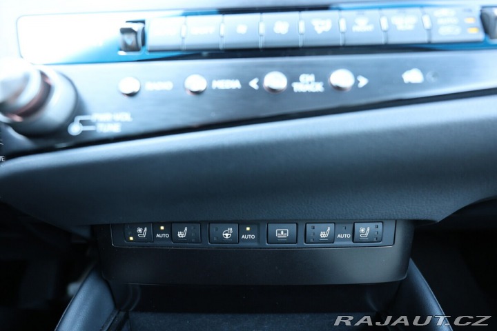 Lexus Ostatní modely ES 300h 300H 2,5 HEV PRESTIGE PLU 2024