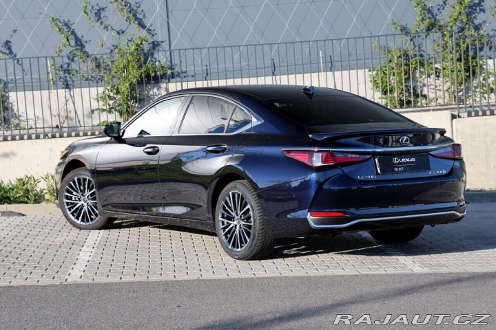 Lexus Ostatní modely ES 300h 300H 2,5 HEV PRESTIGE PLU 2024