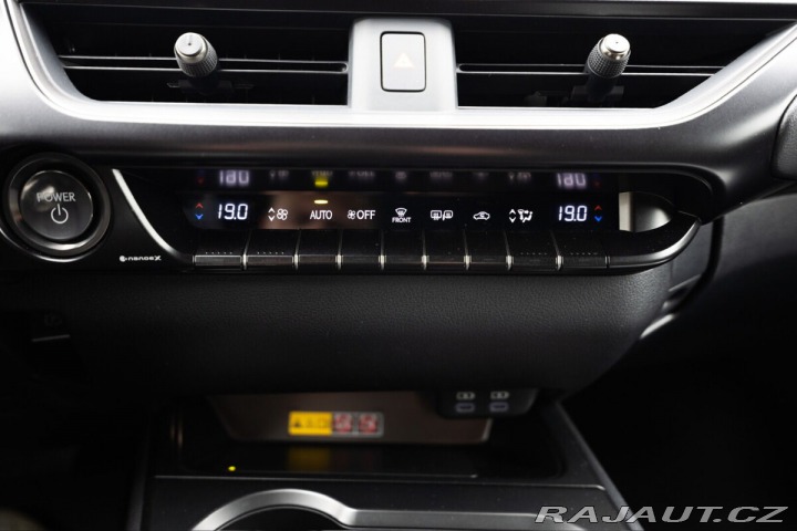 Lexus Ostatní modely UX 300h 300H 2.0 HEV BUSINESS TEC 2025