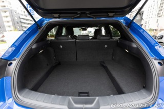 Lexus Ostatní modely UX 300h 300H 2.0 HEV BUSINESS TEC 2025