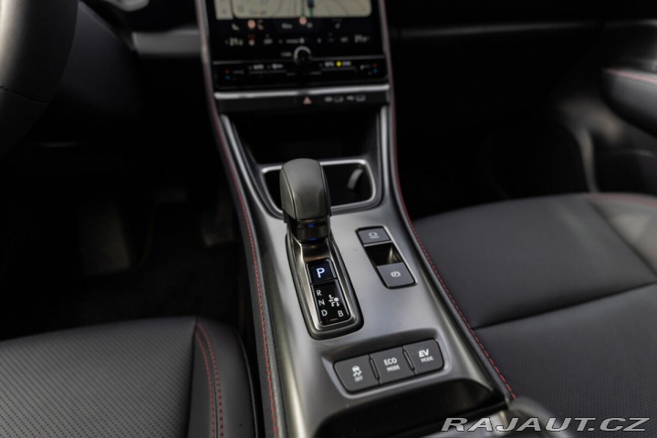 Lexus Ostatní modely LBX 1,5 HEV EMOTION TECH 2025
