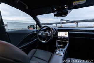Lexus Ostatní modely LBX 1,5 HEV EMOTION TECH 2025